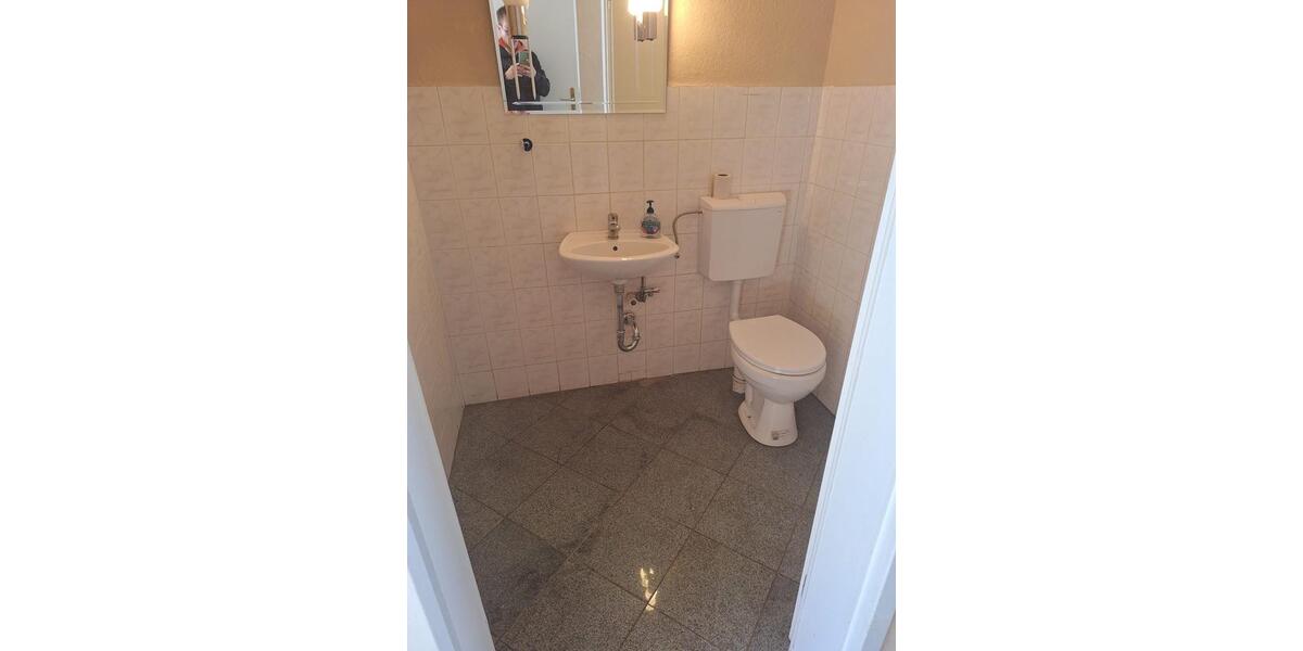 Doppelhaushälfte Lübeck Kücknitz - 3 Zimmer, 110 m&sup2;, 1.500&euro; | Angebot:26561538