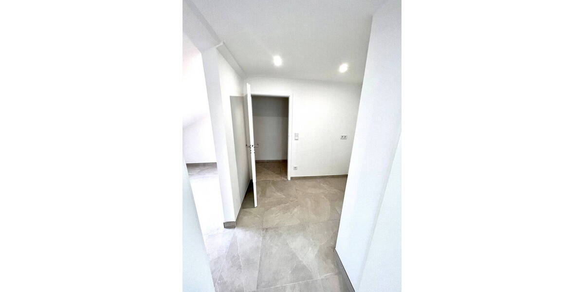 Reihenendhaus Kaufbeuren Kaufbeuren-Neugablonz - 1 Zimmer, 35 m&sup2;, 450&euro; | Angebot:26730990