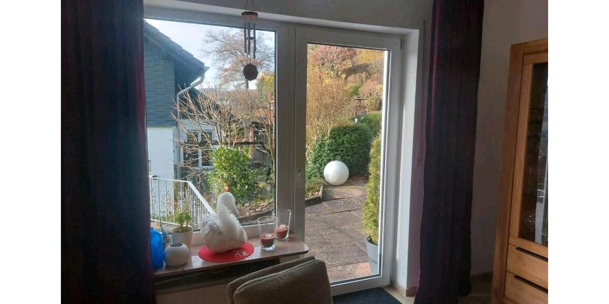 Etagenwohnung Netphen - 3 Zimmer, 110 m&sup2;, 895&euro; | Angebot:26126075