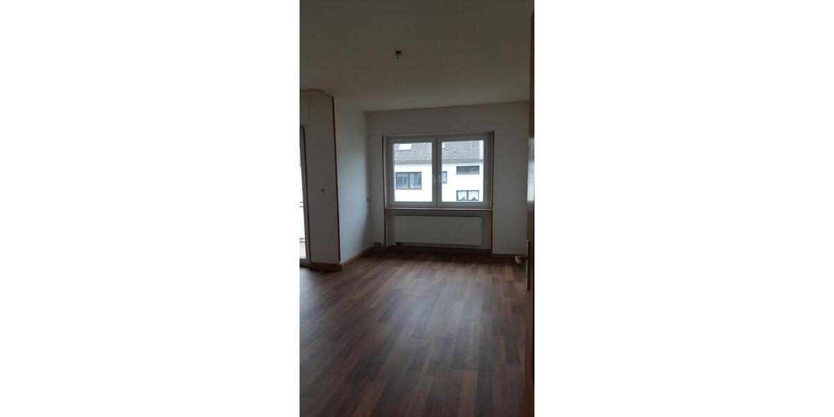 Etagenwohnung Dillingen (Saar) - 3 Zimmer, 75 m&sup2;, 650&euro; | Angebot:26549983