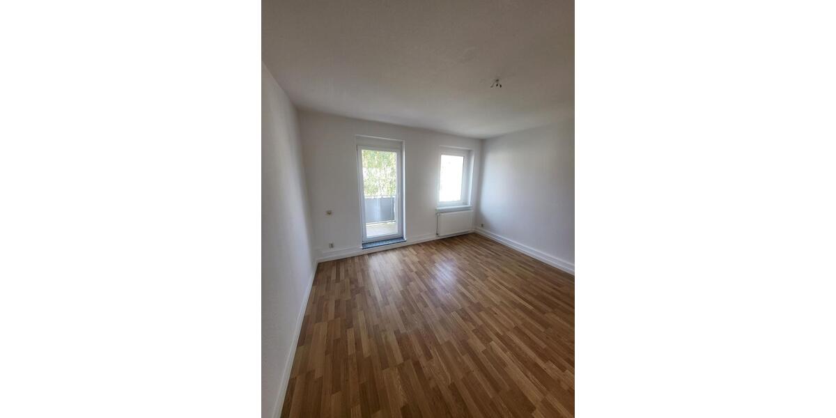 Etagenwohnung Merseburg - 2 Zimmer, 55 m&sup2;, 358&euro; | Angebot:21872903