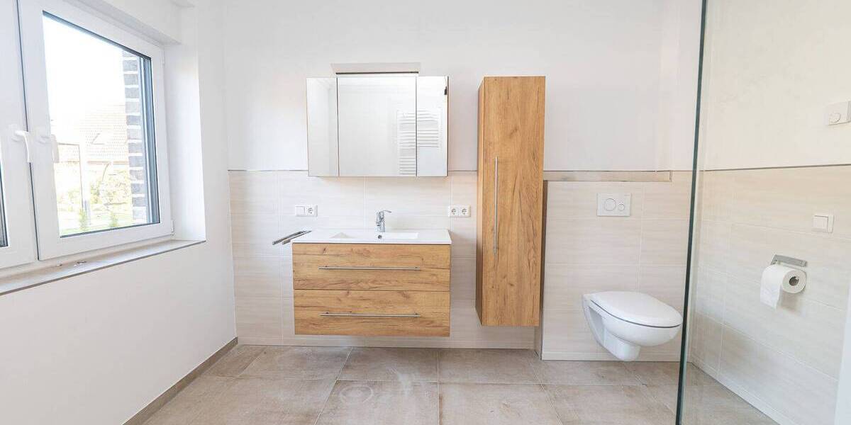 Doppelhaushälfte Hemmoor Warstade - 4 Zimmer, 98 m&sup2;, 1.225&euro; | Angebot:25692800