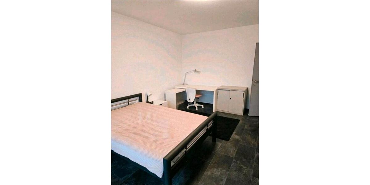 Wohnen auf Zeit Edenkoben - 4 Zimmer, 105 m&sup2;, 350&euro; | Angebot:26250274