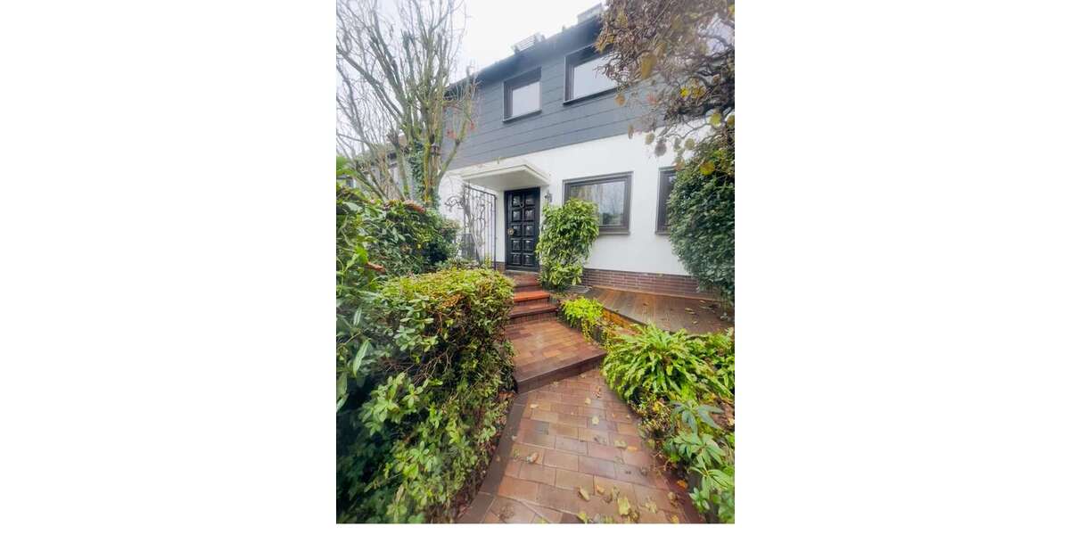 Einfamilienhaus Eschborn - 4 Zimmer, 120 m&sup2;, 2.500&euro; | Angebot:23876973