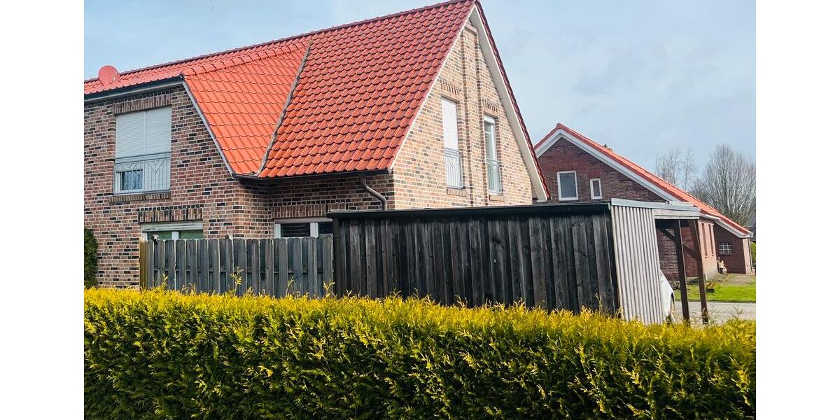 Etagenwohnung Esens - 4 Zimmer, 125 m&sup2;, 800&euro; | Angebot:25900147