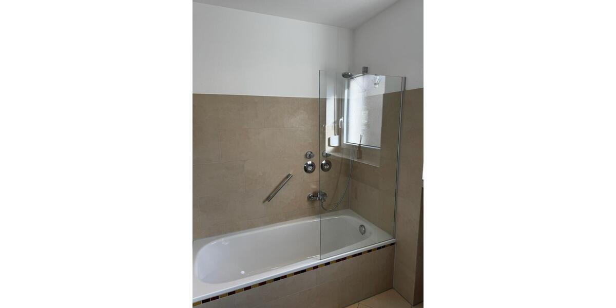 Etagenwohnung Grasbrunn - 2 Zimmer, 62 m&sup2;, 2.200&euro; | Angebot:26582353