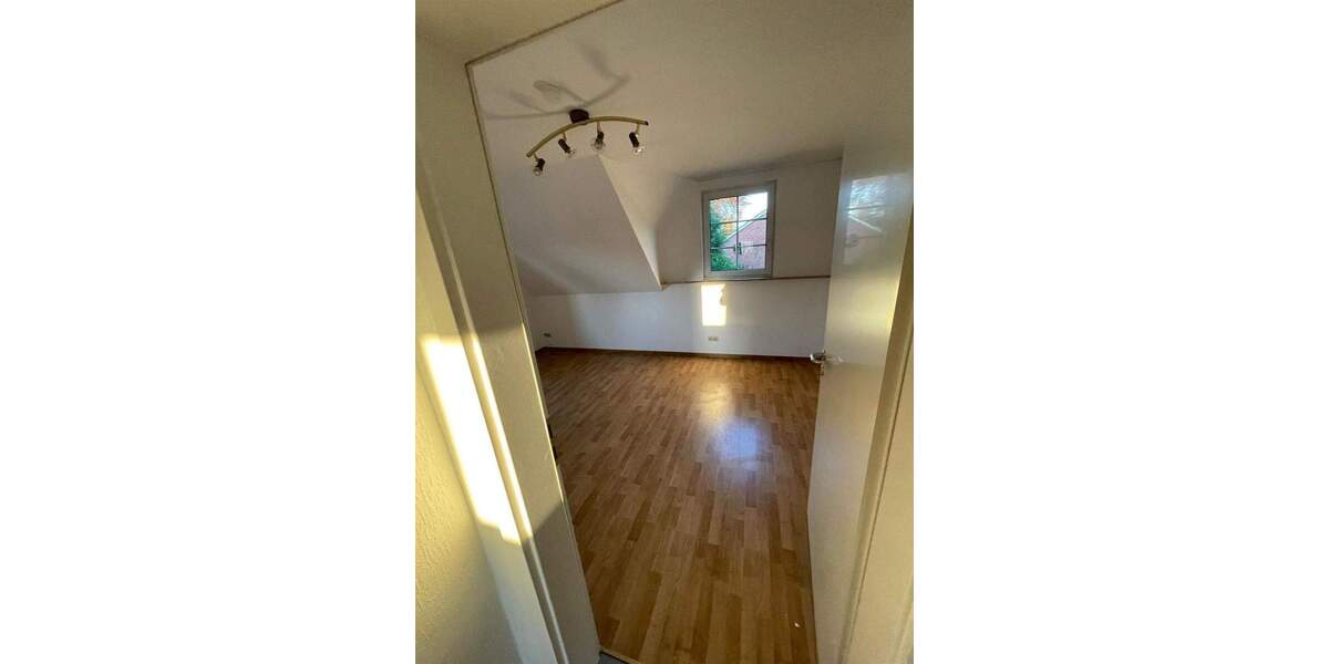 Etagenwohnung Jever - 3 Zimmer, 85 m&sup2;, 800&euro; | Angebot:24581501