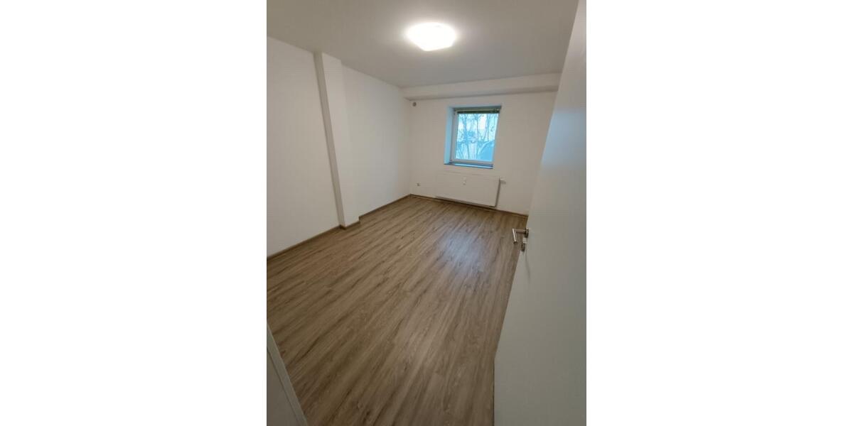 Etagenwohnung Gießen Allendorf - 1 Zimmer, 14 m&sup2;, 360&euro; | Angebot:25237741