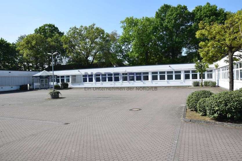 Büro in Oldenburg Tweelbäke-West 14.400 € 1333 m²