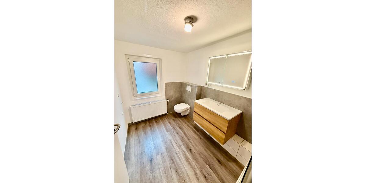 Etagenwohnung Bad Hersfeld - 3 Zimmer, 97 m&sup2;, 780&euro; | Angebot:26018258