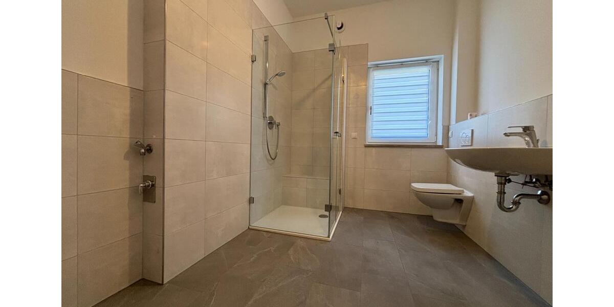 - MODERN & NEUWERTIG - IHRE 3-ZIMMER-WOHNUNG IN TIEFENBACH 3 zimmer