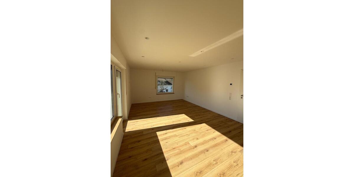 Etagenwohnung Wutöschingen - 4 Zimmer, 100 m&sup2;, 1.190&euro; | Angebot:25636807