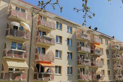 Wohnung Wurzen Altstadt - 2.5 Zimmer, 60 m&sup2;, 425&euro; | Angebot:26987587