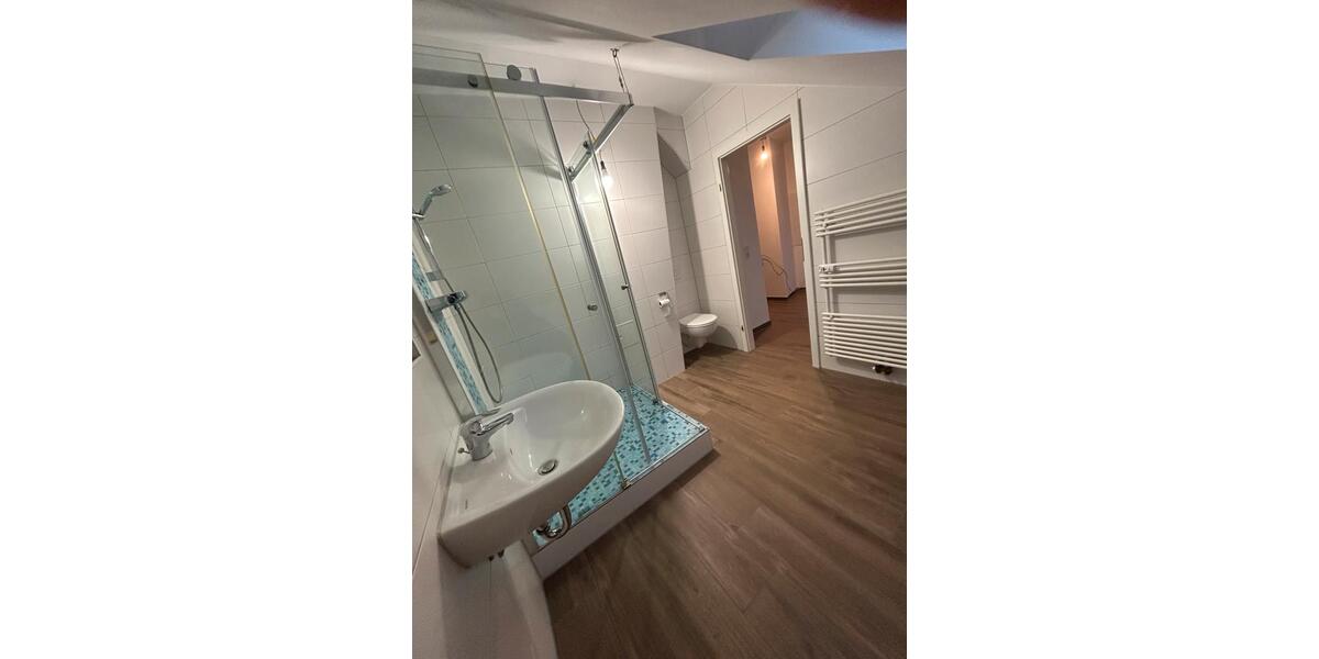 Dachgeschoßwohnung Pirmasens - 2 Zimmer, 70 m&sup2;, 500&euro; | Angebot:24365419