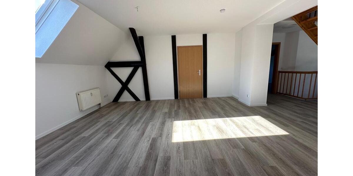 Dachgeschoßwohnung Bad Schmiedeberg - 4 Zimmer, 125 m&sup2;, 690&euro; | Angebot:25714357