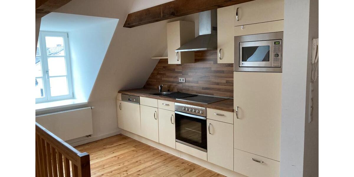 Dachgeschoßwohnung Warstein - 5 Zimmer, 129 m&sup2;, 900&euro; | Angebot:26612574