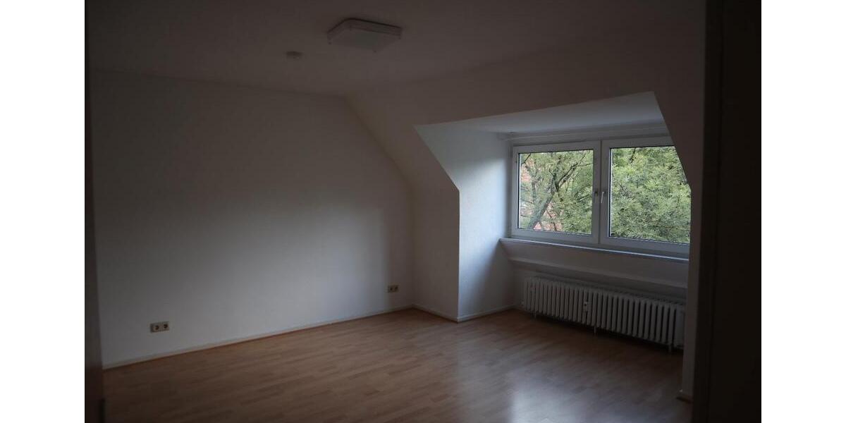 Dachgeschoßwohnung Euskirchen Dom-Esch - 3 Zimmer, 74 m&sup2;, 600&euro; | Angebot:26366545