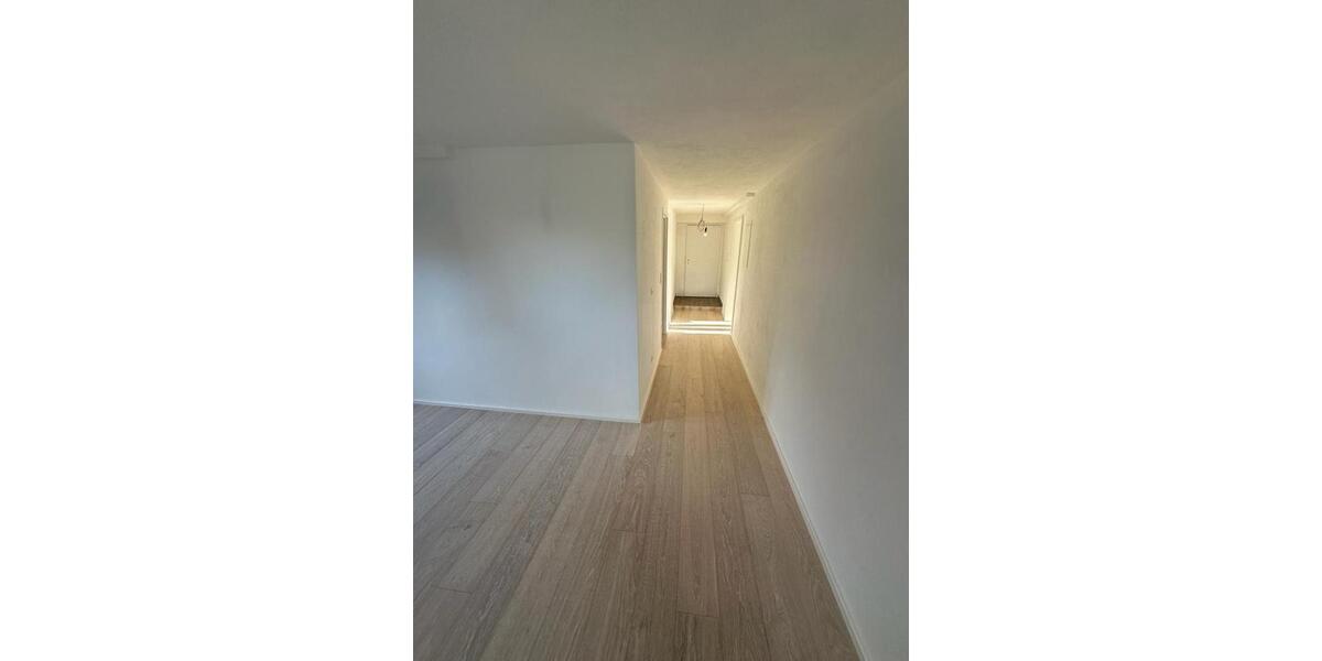 Etagenwohnung Waldershof - 2 Zimmer, 84 m&sup2;, 840&euro; | Angebot:24679928