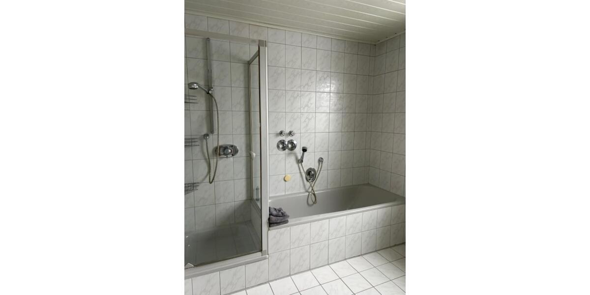 Großzüge 3 Zimmer Wohnung 3 zimmer