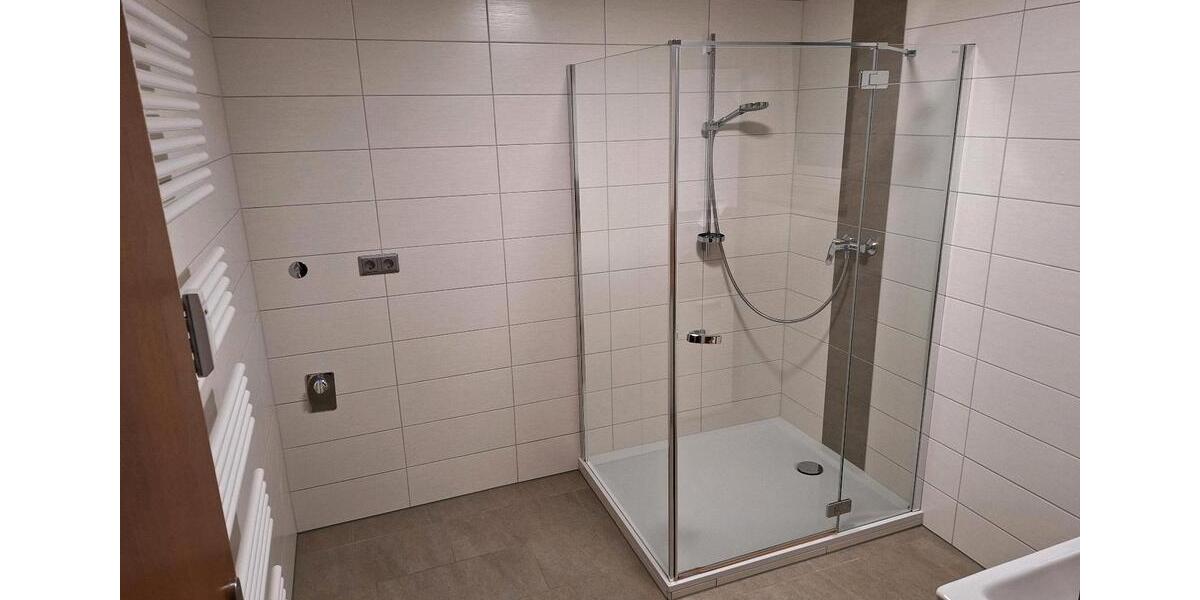 Etagenwohnung Monheim - 3 Zimmer, 93 m&sup2;, 760&euro; | Angebot:26624089