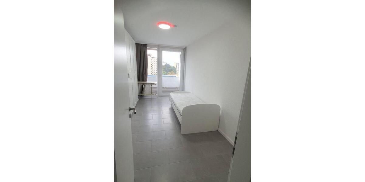 Wohnen auf Zeit Rodgau - 4 Zimmer, 15 m&sup2;, 600&euro; | Angebot:26340285