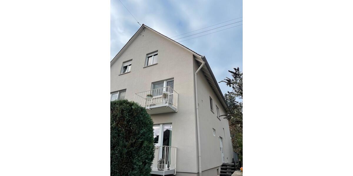 Möbliertes Zimmer in 3er-Frauen-WG 3 zimmer