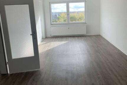 Attraktive 3 Zimmer Wohnung im 7. OG! [VAC-18671]. 3 zimmer