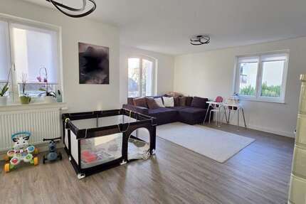 Wohnung Korntal - 3 Zimmer, 85 m&sup2;, 1.200&euro; | Angebot:26439129