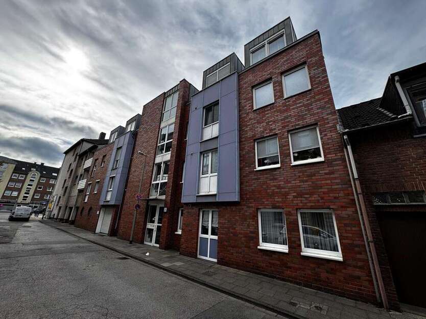 Wohnung zum Mieten in Duisburg 620 € 83.3 m² 2 zimmer