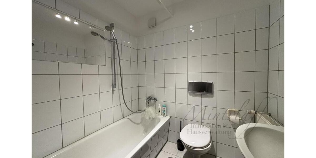 Dachgeschoßwohnung Stendal - 1.5 Zimmer, 53 m&sup2;, 368&euro; | Angebot:26008358