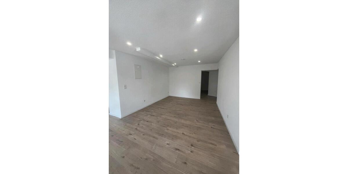 Etagenwohnung Zweibrücken - 2 Zimmer, 77 m&sup2;, 590&euro; | Angebot:24492837