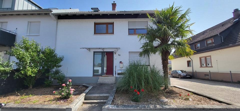 Maisonettenwohnung Schutterwald - 4 Zimmer, 133 m&sup2;, 1.295&euro; | Angebot:26273673