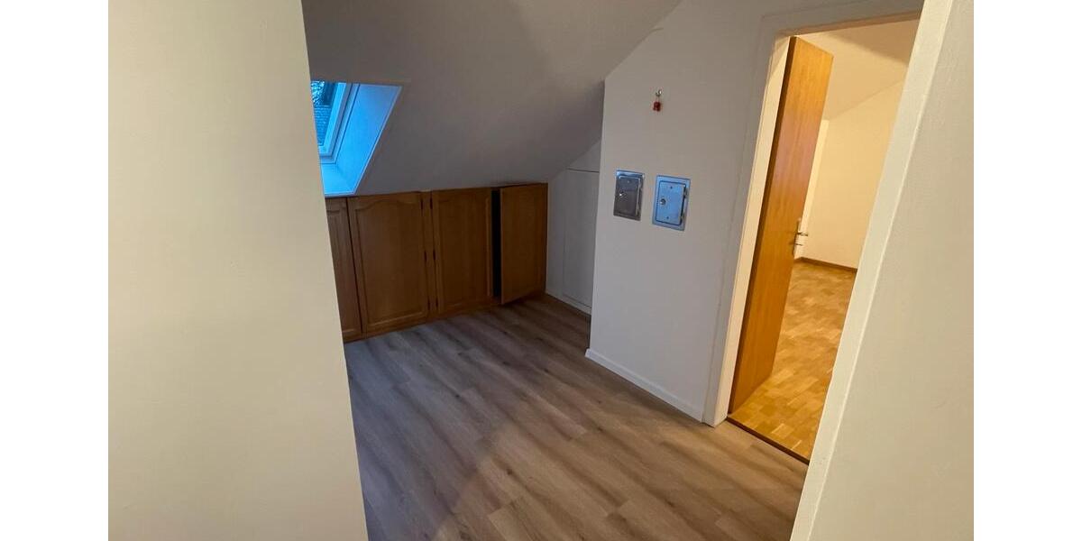 Wohnung im Dachgeschoss 3 zimmer