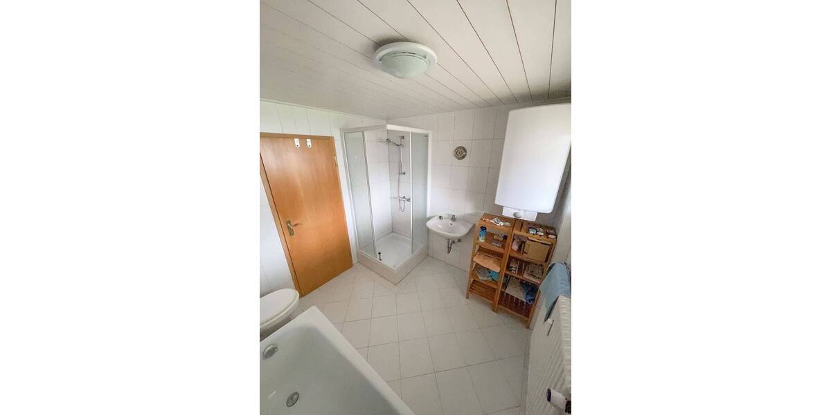 Etagenwohnung Kehl - 4 Zimmer, 123 m&sup2;, 1.100&euro; | Angebot:26596571