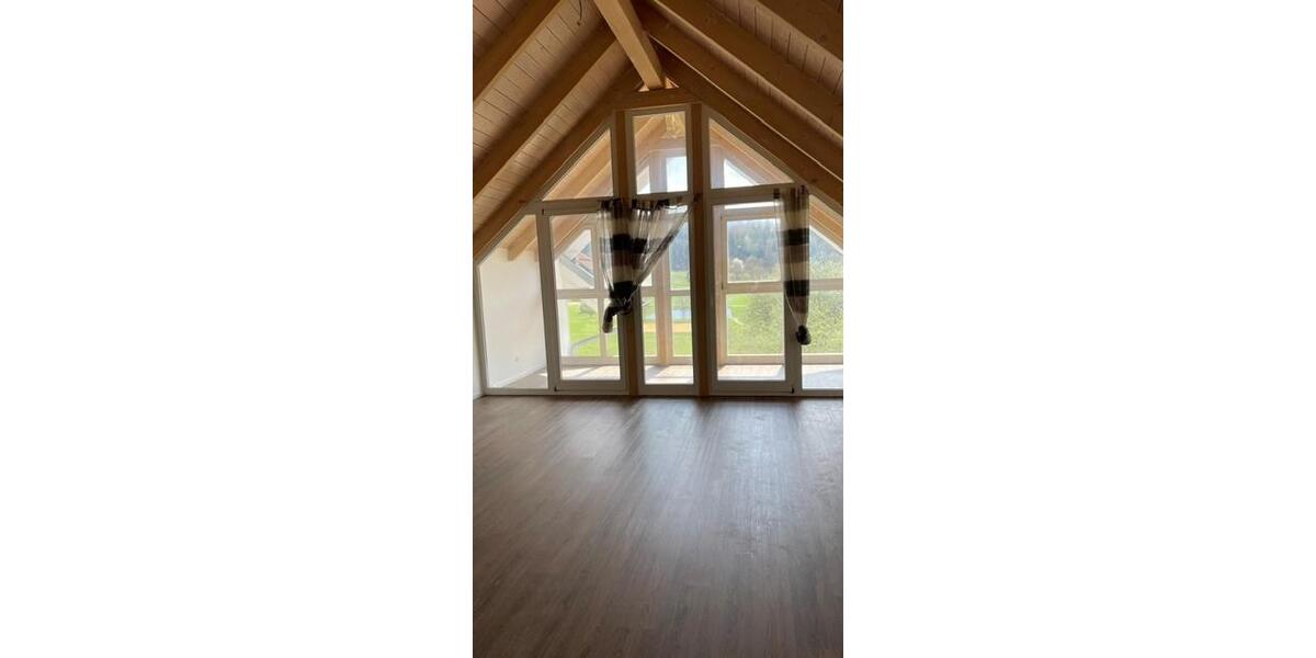 Dachgeschoßwohnung Heidenheim an der Brenz - 2 Zimmer, 67 m&sup2;, 820&euro; | Angebot:26364852