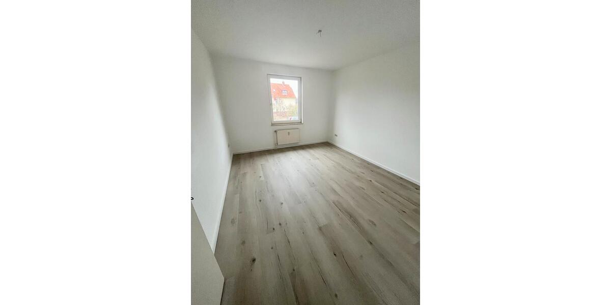 Etagenwohnung Ronnenberg - 3 Zimmer, 78 m&sup2;, 709&euro; | Angebot:26545468