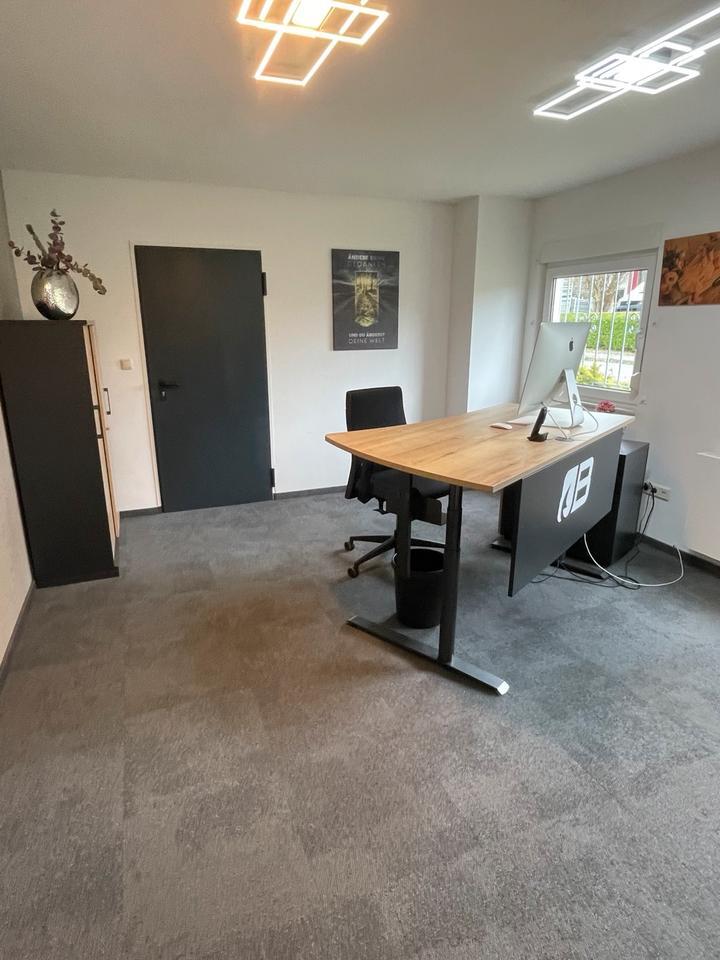 BüroHallenfläche zu Vermieten