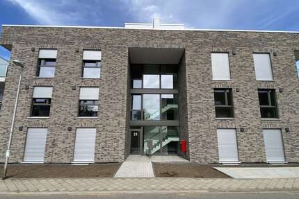 Wohnung Düren Distelrath - 3 Zimmer, 102 m&sup2;, 1.380&euro; | Angebot:25056617