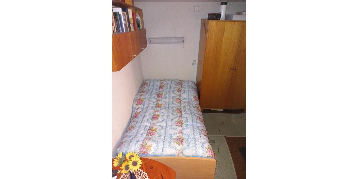 Einfamilienhaus Neuhaus am Rennweg - 4 Zimmer, 90 m&sup2;, 900&euro; | Angebot:24865025