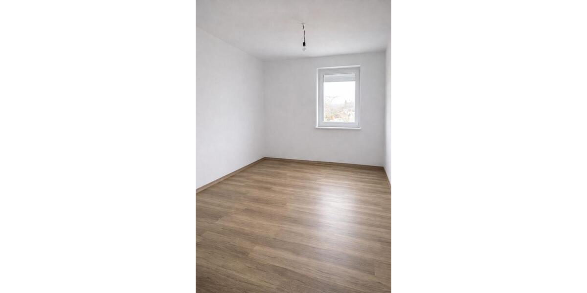 Einfamilienhaus Schwandorf - 2 Zimmer, 73 m&sup2;, 750&euro; | Angebot:25022782
