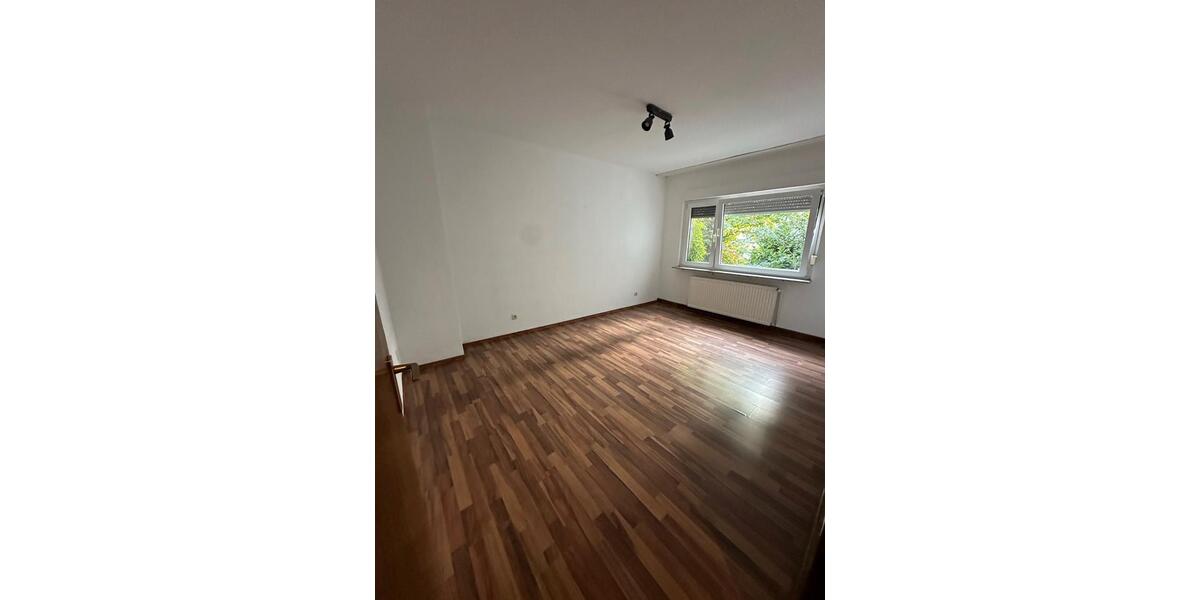 Etagenwohnung Duisburg Beeck - 2 Zimmer, 53 m&sup2;, 425&euro; | Angebot:26165964