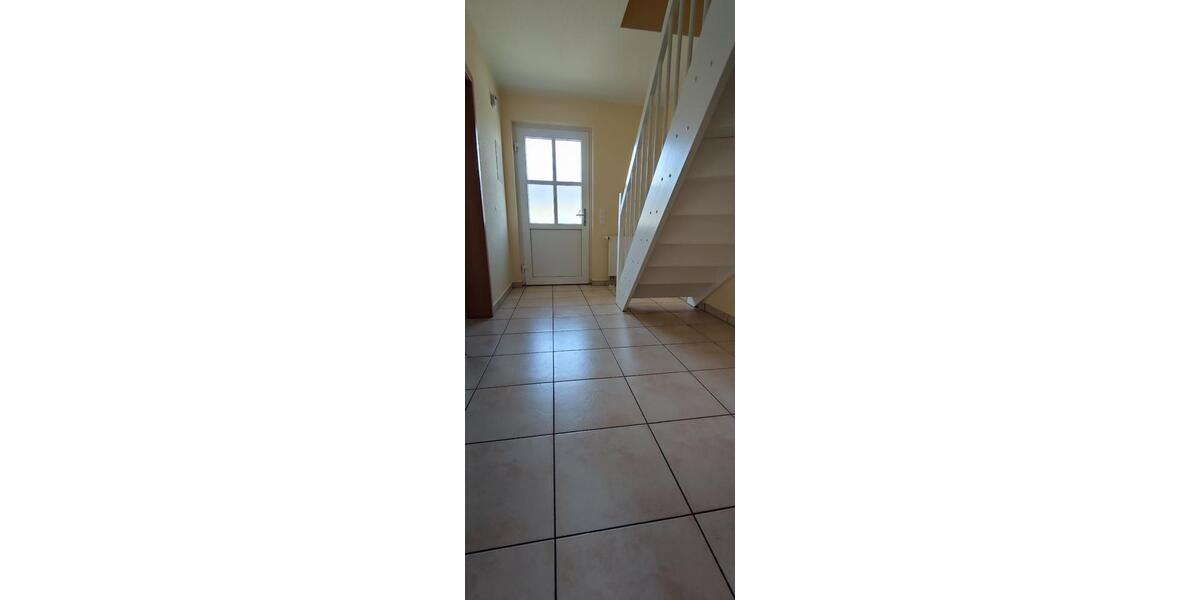 Reihenhaus Delitzsch - 4 Zimmer, 101 m&sup2;, 1.299&euro; | Angebot:25417943