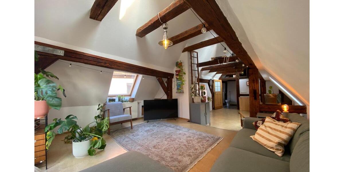 Etagenwohnung Würzburg Dürrbachau - 3 Zimmer, 110 m&sup2;, 1.400&euro; | Angebot:25026431