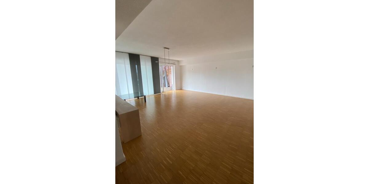 Etagenwohnung Wilnsdorf - 2 Zimmer, 110 m&sup2;, 900&euro; | Angebot:26699817