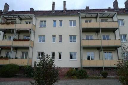 Wohnung Forst (Lausitz) Forst-Stadt - 3 Zimmer, 51 m&sup2;, 337&euro; | Angebot:25732876