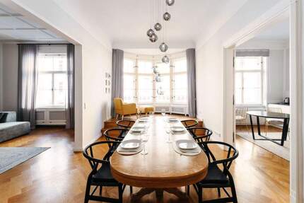 Exklusiv sanierte Altbau Wohnung in Bestlage 5 zimmer