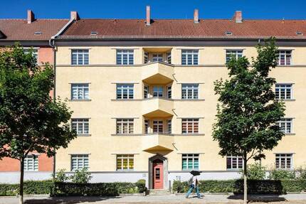 Große 1-Raum Wohnung mit Balkon zu vermieten!