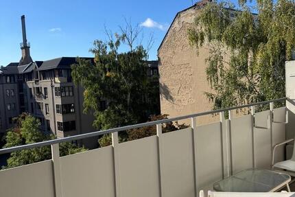 Wohnung Berlin Reinickendorf - 2 Zimmer, 64 m&sup2;, 1.246&euro; | Angebot:27681048
