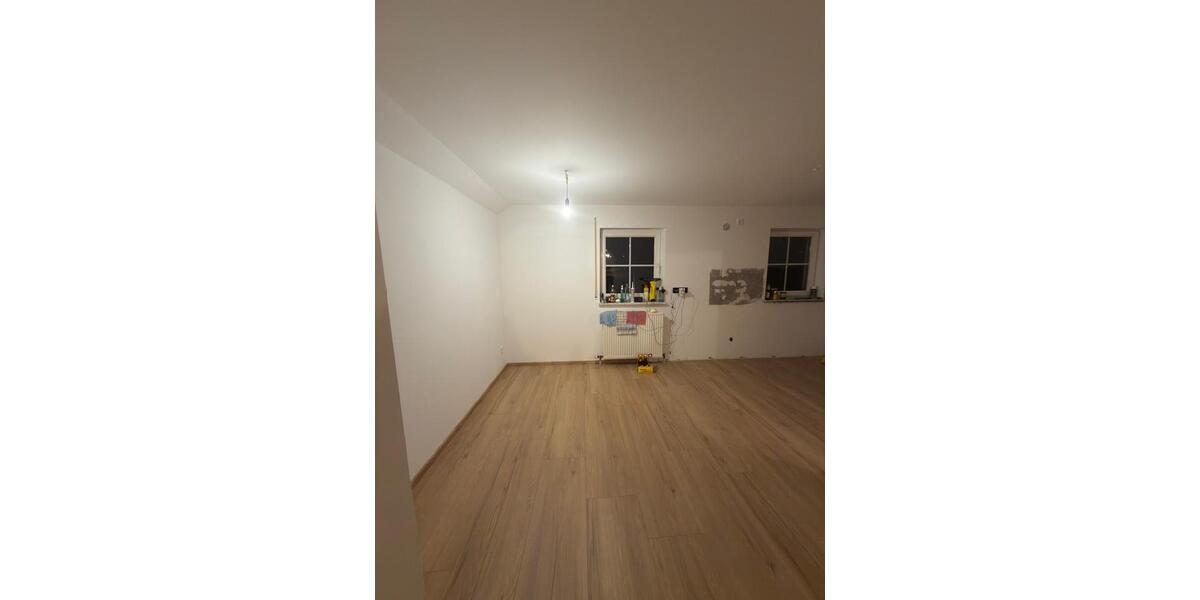 Dachgeschoßwohnung Passau Maierhof - 3 Zimmer, 90 m&sup2;, 900&euro; | Angebot:25052978