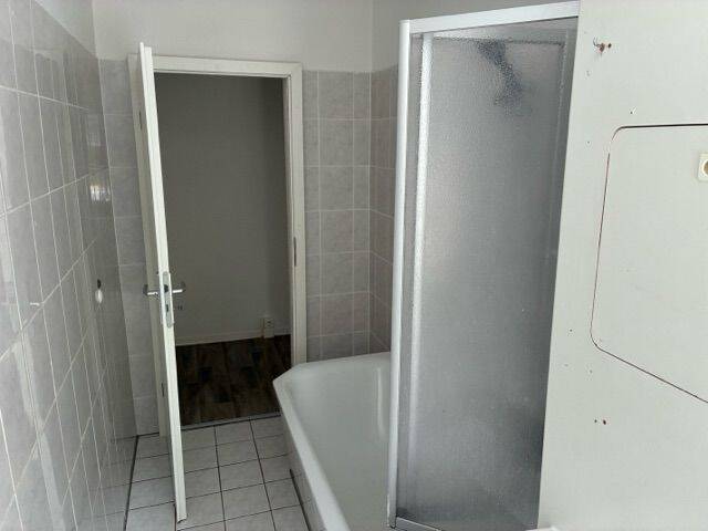 Etagenwohnung Halle (Saale) Südliche Neustadt - 3 Zimmer, 60 m&sup2;, 371&euro; | Angebot:26731111